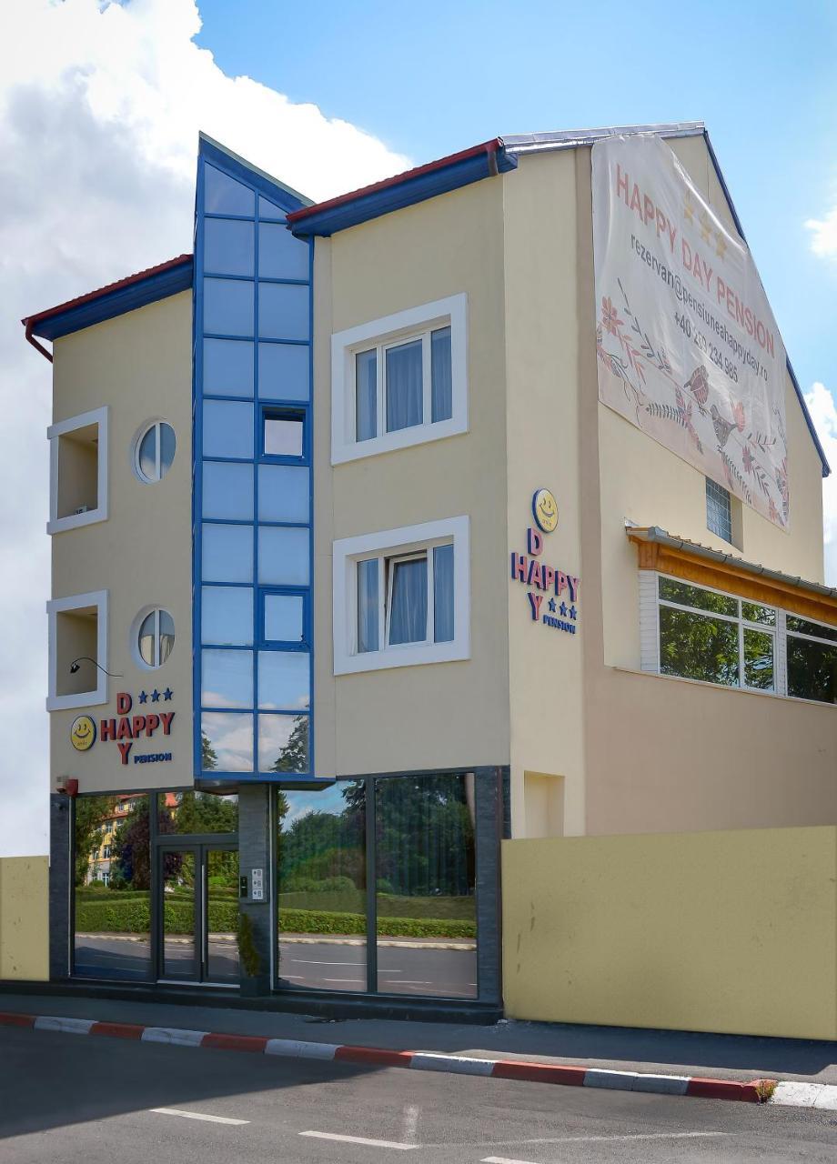 Pension Happy Day - Motorcycle Friendly Sibiu Eksteriør bilde
